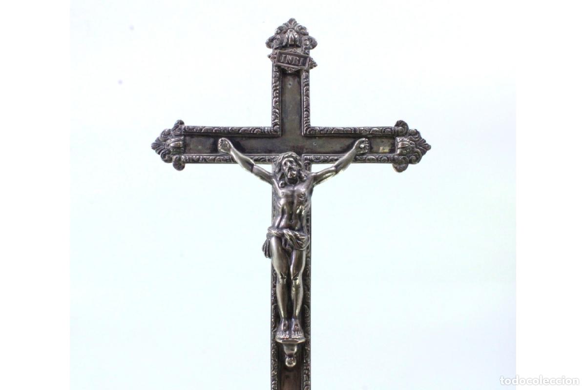 Antig&uuml;edades: crucifijo de plata - Foto 4