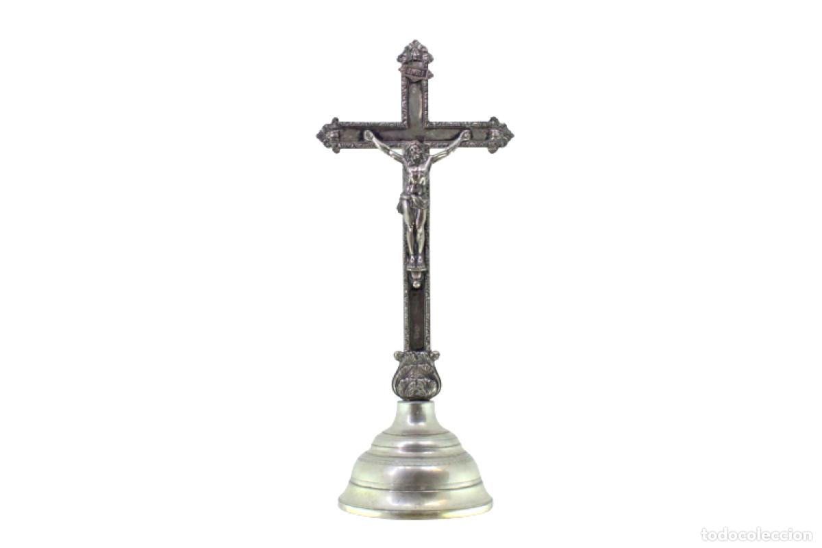 Antig&uuml;edades: crucifijo de plata - Foto 1