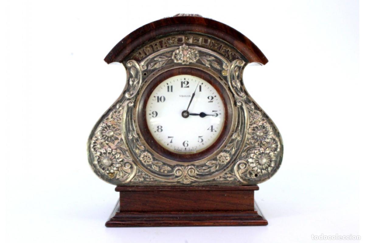 Antig&uuml;edades: Reloj de mesa, de madera y plata. - Foto 6