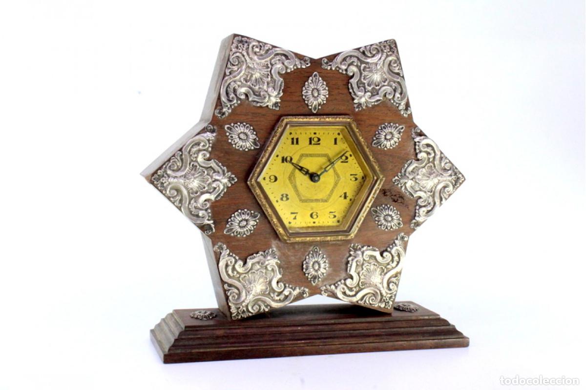Antig&uuml;edades: Reloj de madera y plata - Foto 4