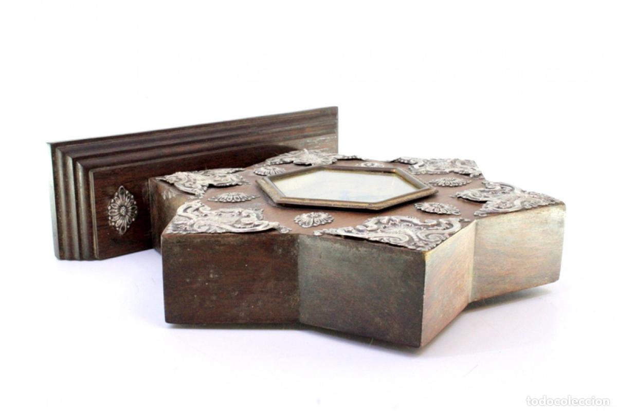 Antig&uuml;edades: Reloj de madera y plata - Foto 7