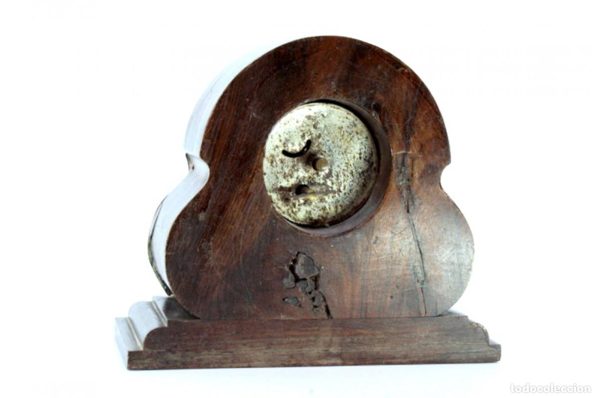 Antig&uuml;edades: Reloj de madera y plata - Foto 5
