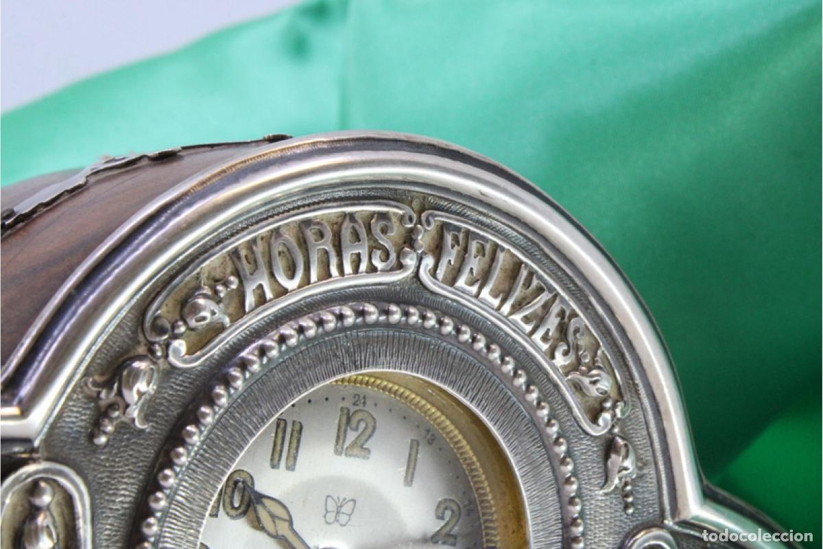 Antig&uuml;edades: Reloj de mesa, de madera y plata. - Foto 5