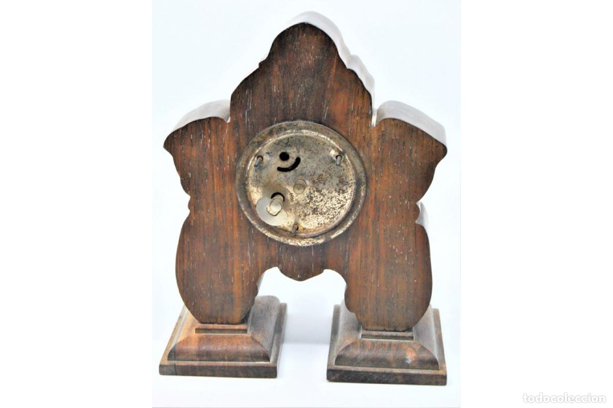 Antig&uuml;edades: Reloj de mesa, de madera y plata. - Foto 10