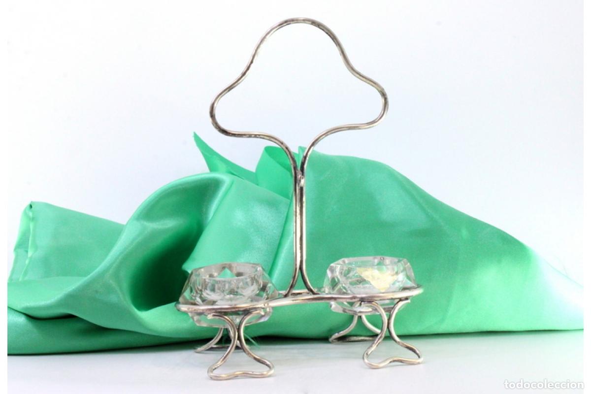Antig&uuml;edades: Salero y pimentero, de plata. - Foto 1