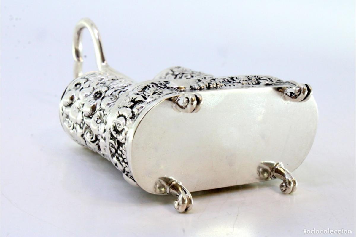 Antig&uuml;edades: Salero y pimentero, de plata. - Foto 3