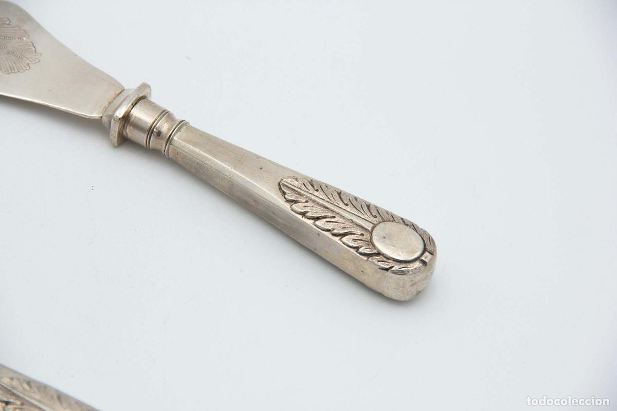 Antig&uuml;edades: Cuchillo y tenedor para pescado, de plata. - Foto 3