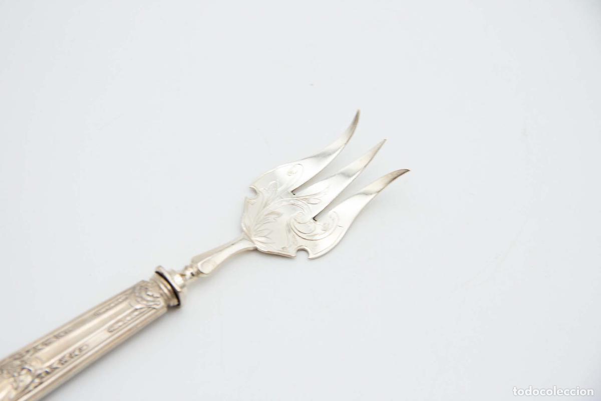 Antig&uuml;edades: Juego de cubiertos de plata para pescado. - Foto 3