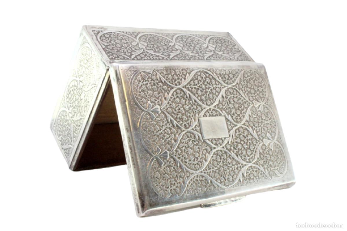 Antig&uuml;edades: Caja de tabaco, en plata - Foto 1