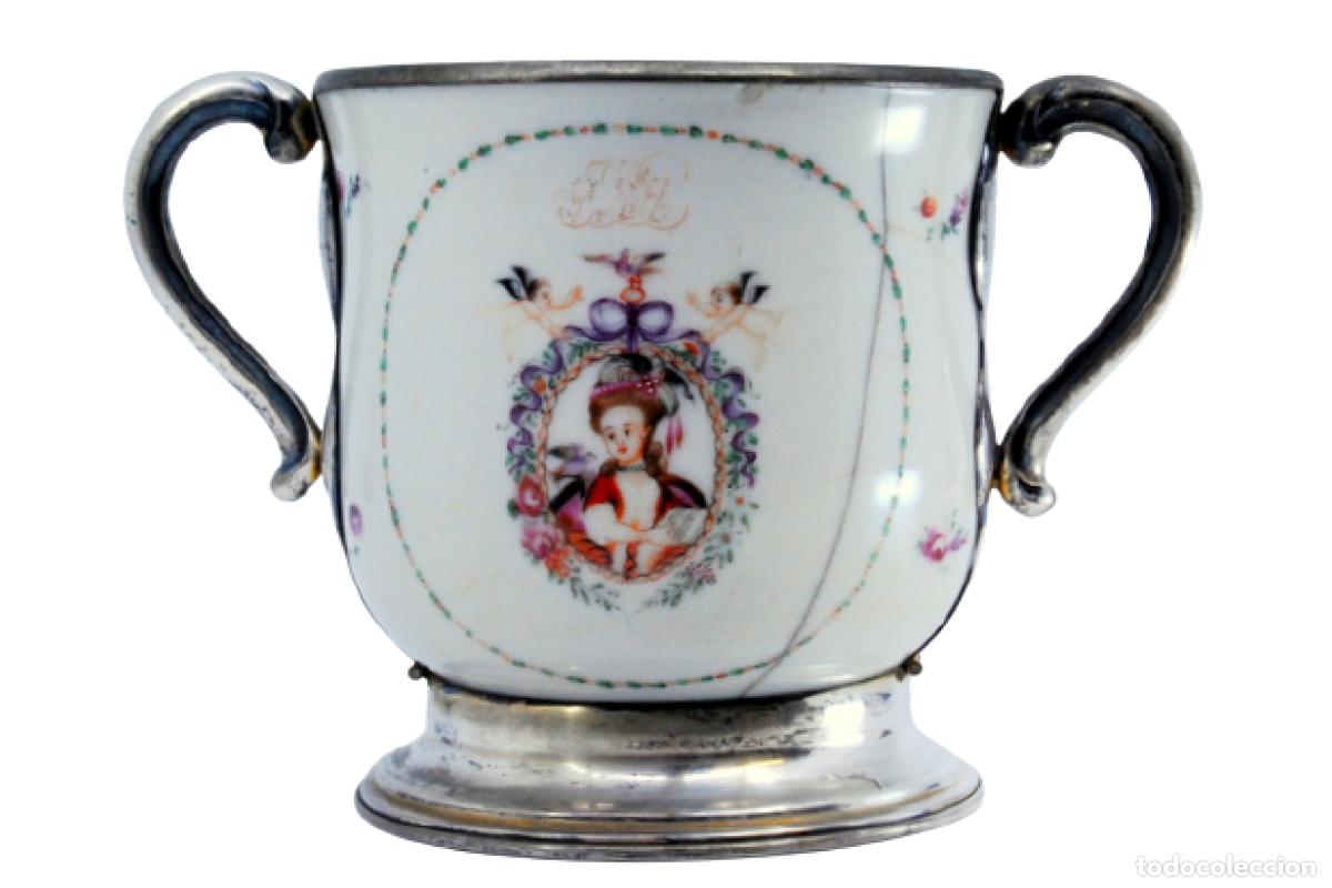 Antiquit&auml;ten: Taza de porcelana y plata