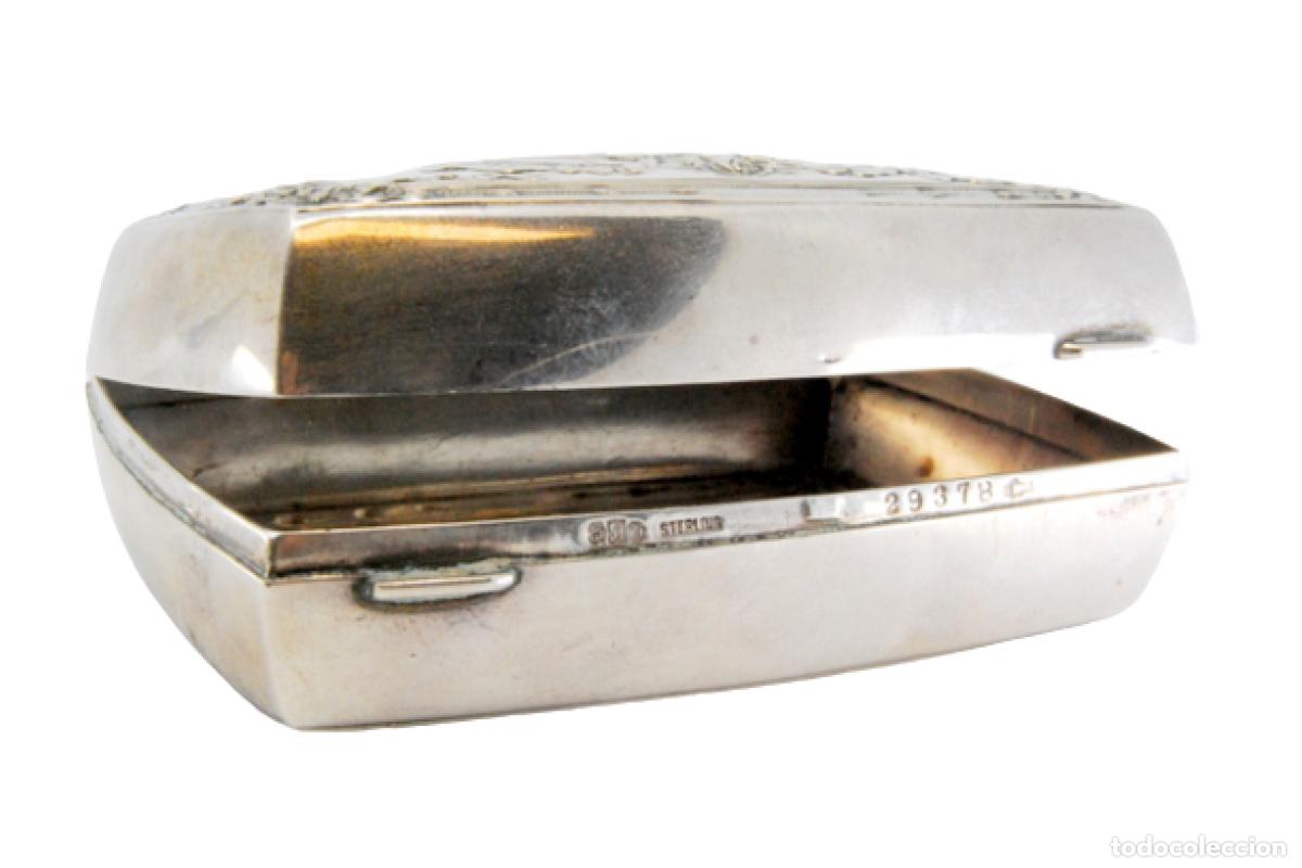 Antig&uuml;edades: Caja de tabaco, en plata - Foto 1