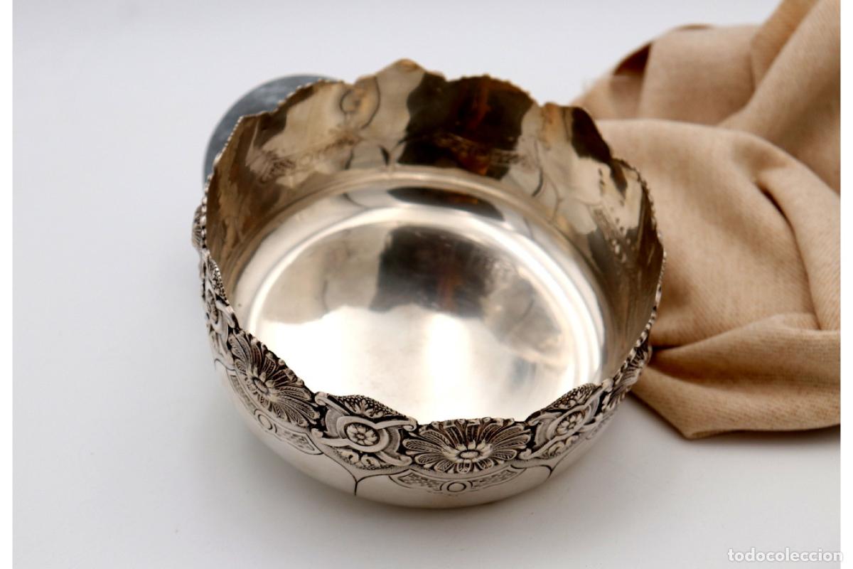 Antig&uuml;edades: copa de plata - Foto 2