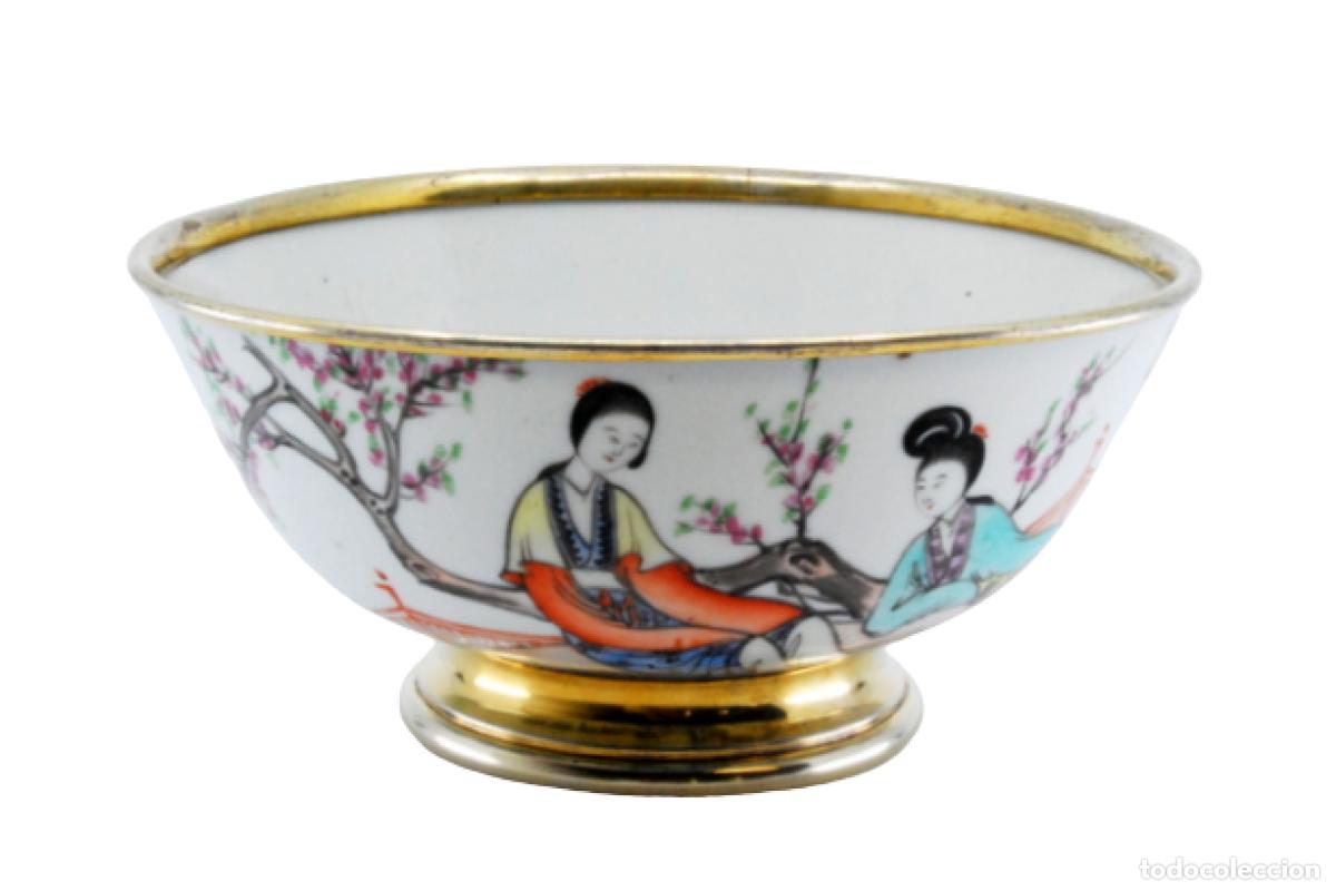 Antig&uuml;edades: Taza de porcelana y plata