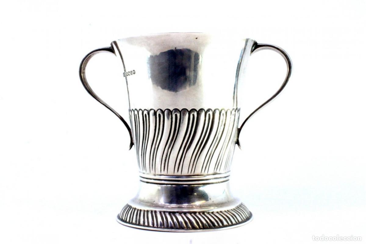 Antig&uuml;edades: copa de plata - Foto 4