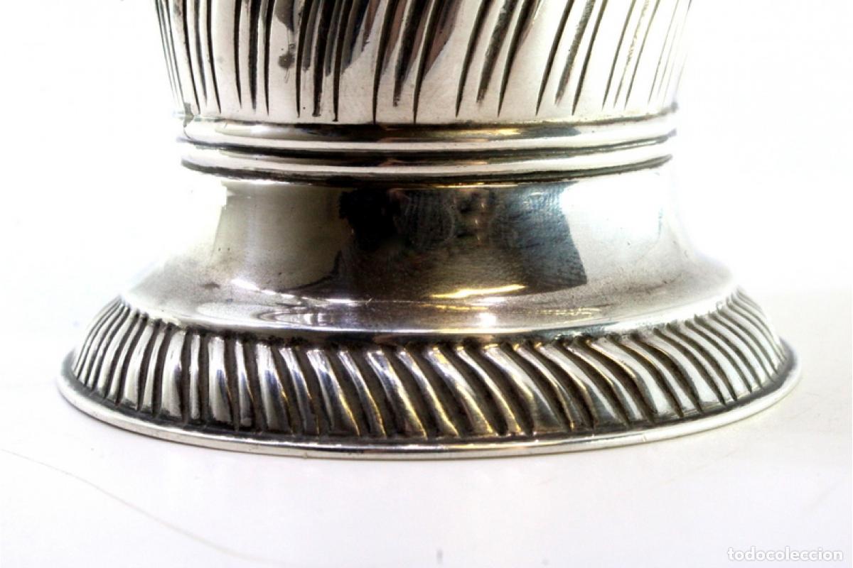 Antig&uuml;edades: copa de plata - Foto 7