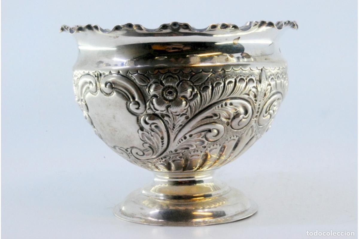 Antig&uuml;edades: copa de plata - Foto 3