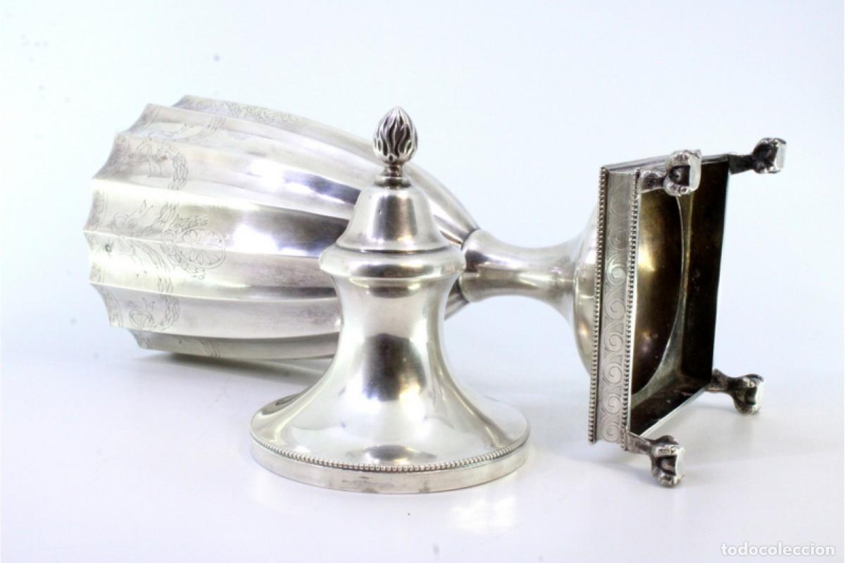 Antig&uuml;edades: urna de plata - Foto 3