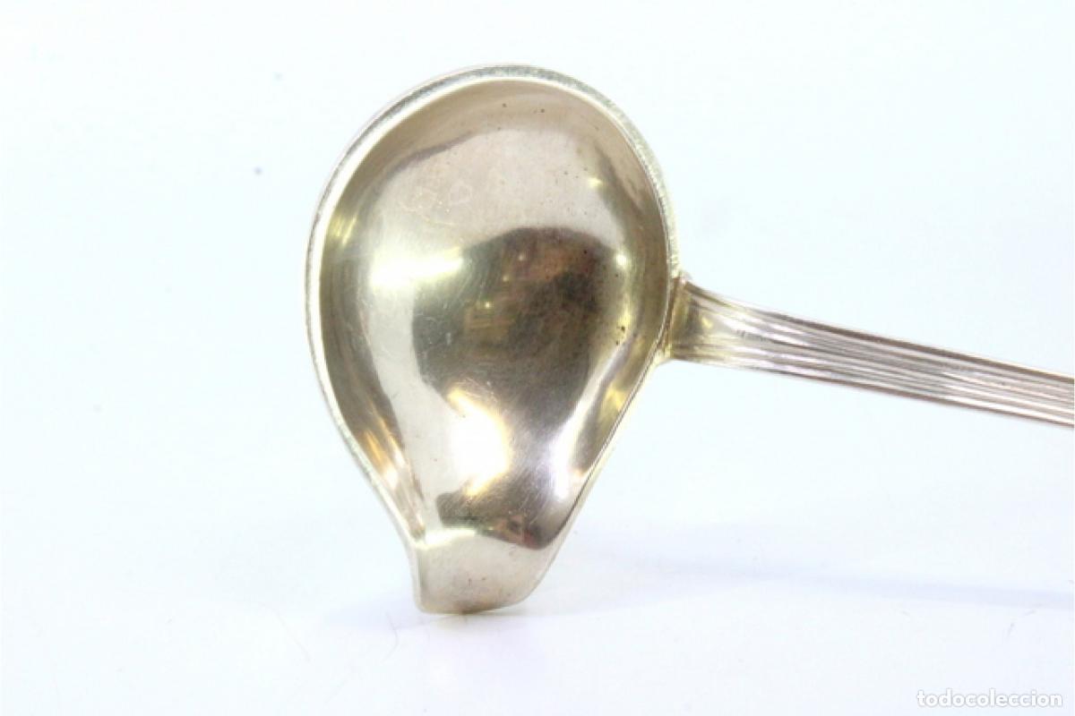 Antig&uuml;edades: cuchara de salsa de plata - Foto 6