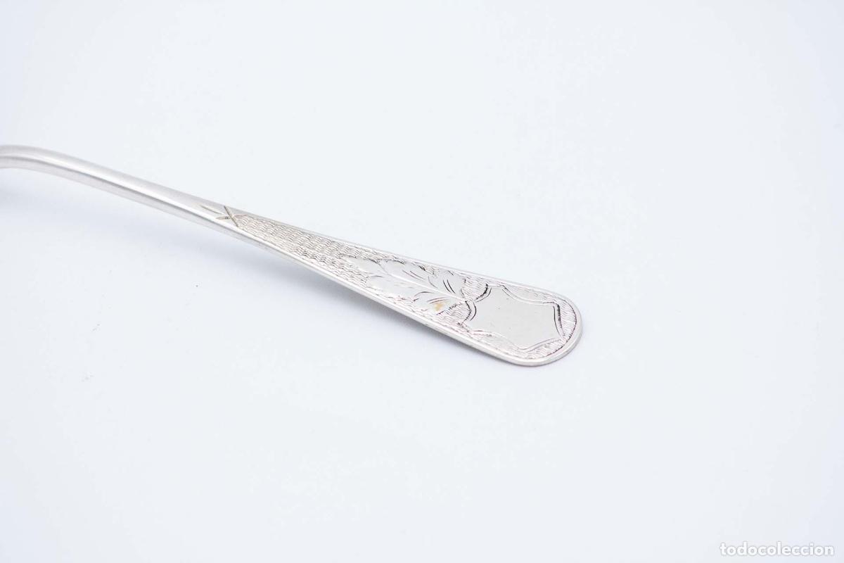 Antig&uuml;edades: cuchara de salsa de plata - Foto 2
