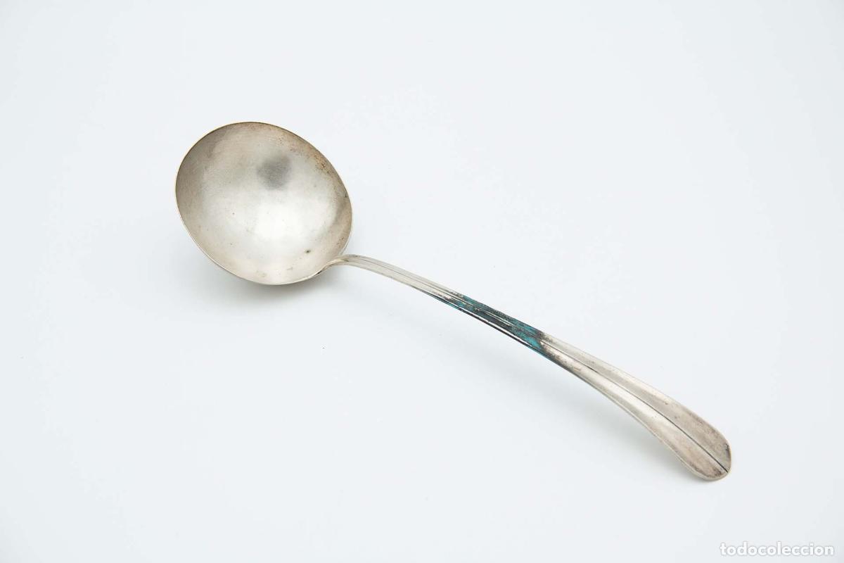 Antig&uuml;edades: Cuchara de sopa de plata - Foto 1