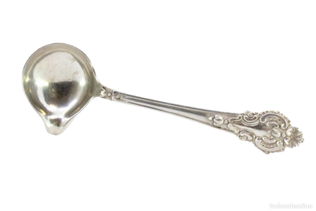 Antig&uuml;edades: cuchara de salsa de plata - Foto 1