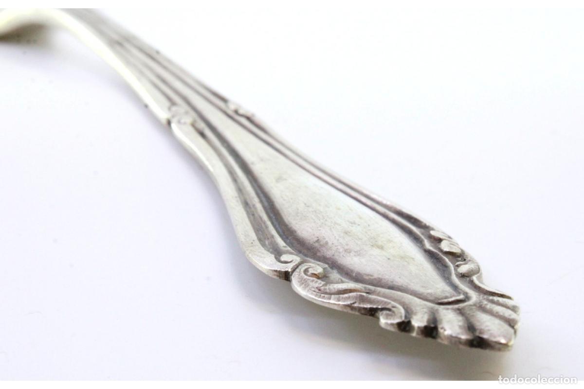 Antig&uuml;edades: cuchara de postre de plata - Foto 3
