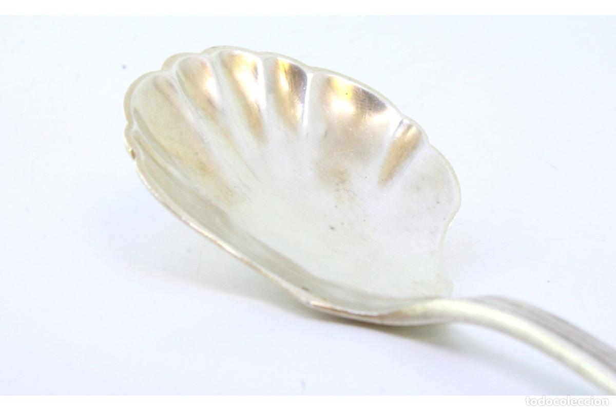Antig&uuml;edades: cuchara de postre de plata - Foto 4