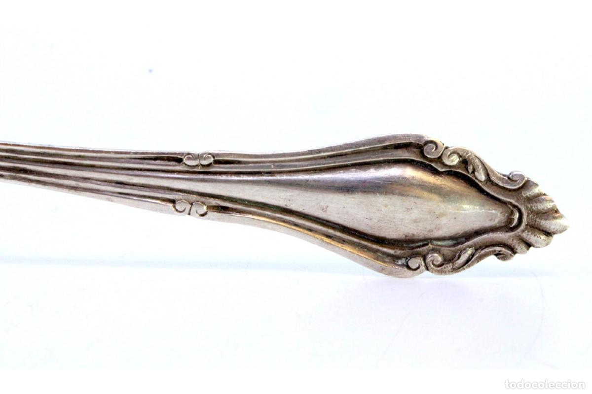 Antig&uuml;edades: cuchara de postre de plata - Foto 5