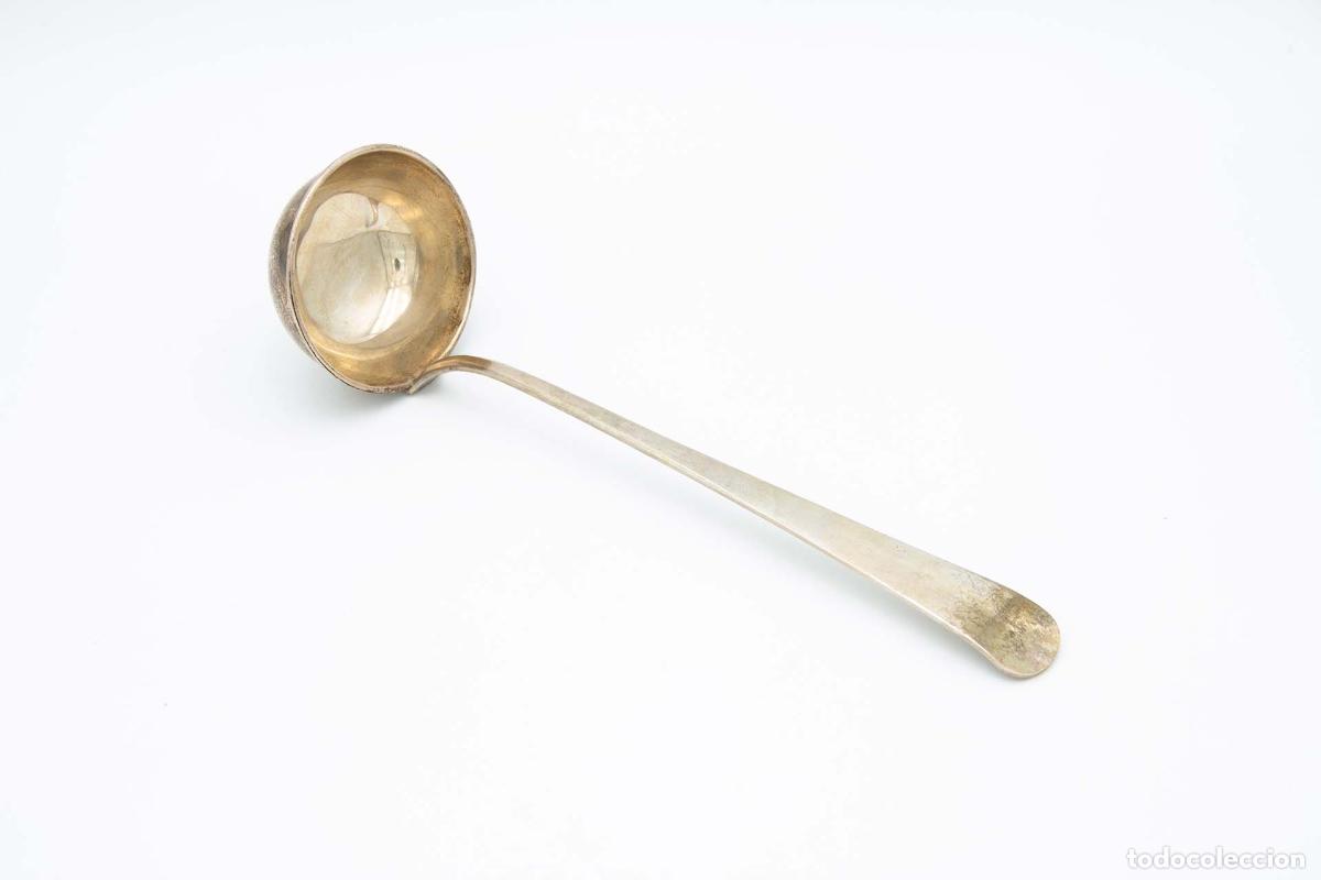 Antig&uuml;edades: Cuchar&oacute;n de sopa de plata - Foto 1
