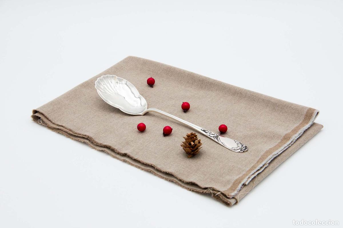 Antig&uuml;edades: cuchara de postre de plata - Foto 4