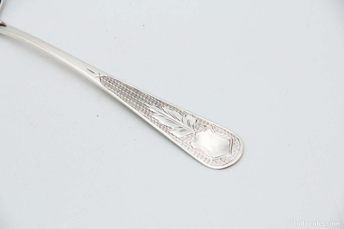 Antig&uuml;edades: cuchara de salsa de plata - Foto 2