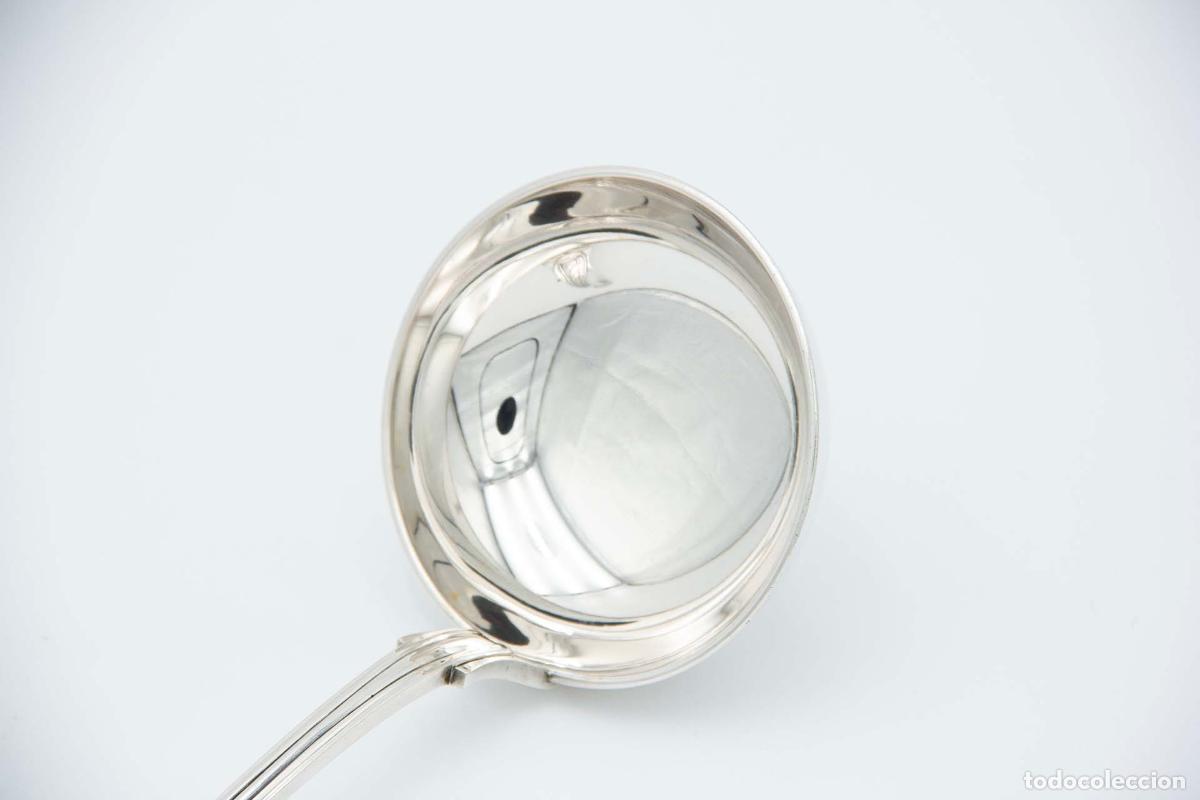 Antig&uuml;edades: cuchara de plata para servir sopa - Foto 2