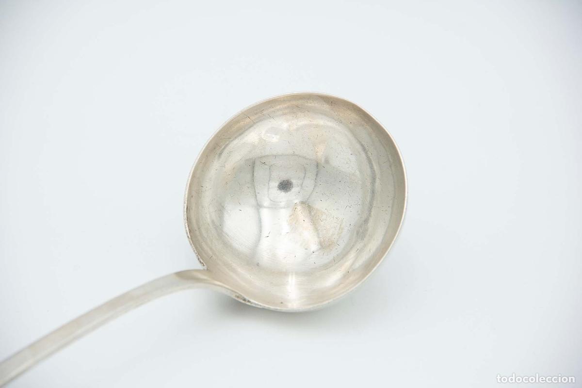 Antig&uuml;edades: Cuchar&oacute;n de sopa de plata - Foto 3