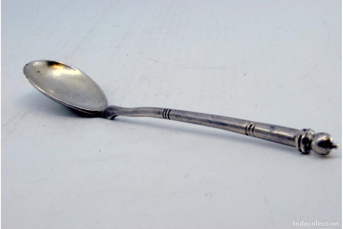 Antig&uuml;edades: cuchara de postre de plata - Foto 8