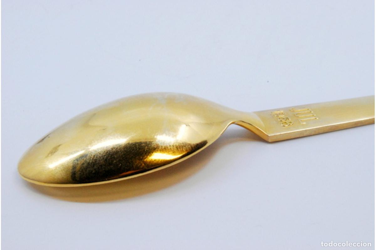 Antig&uuml;edades: Cuchara de postre de plata ba&ntilde;ada en oro - Navidad - Foto 5