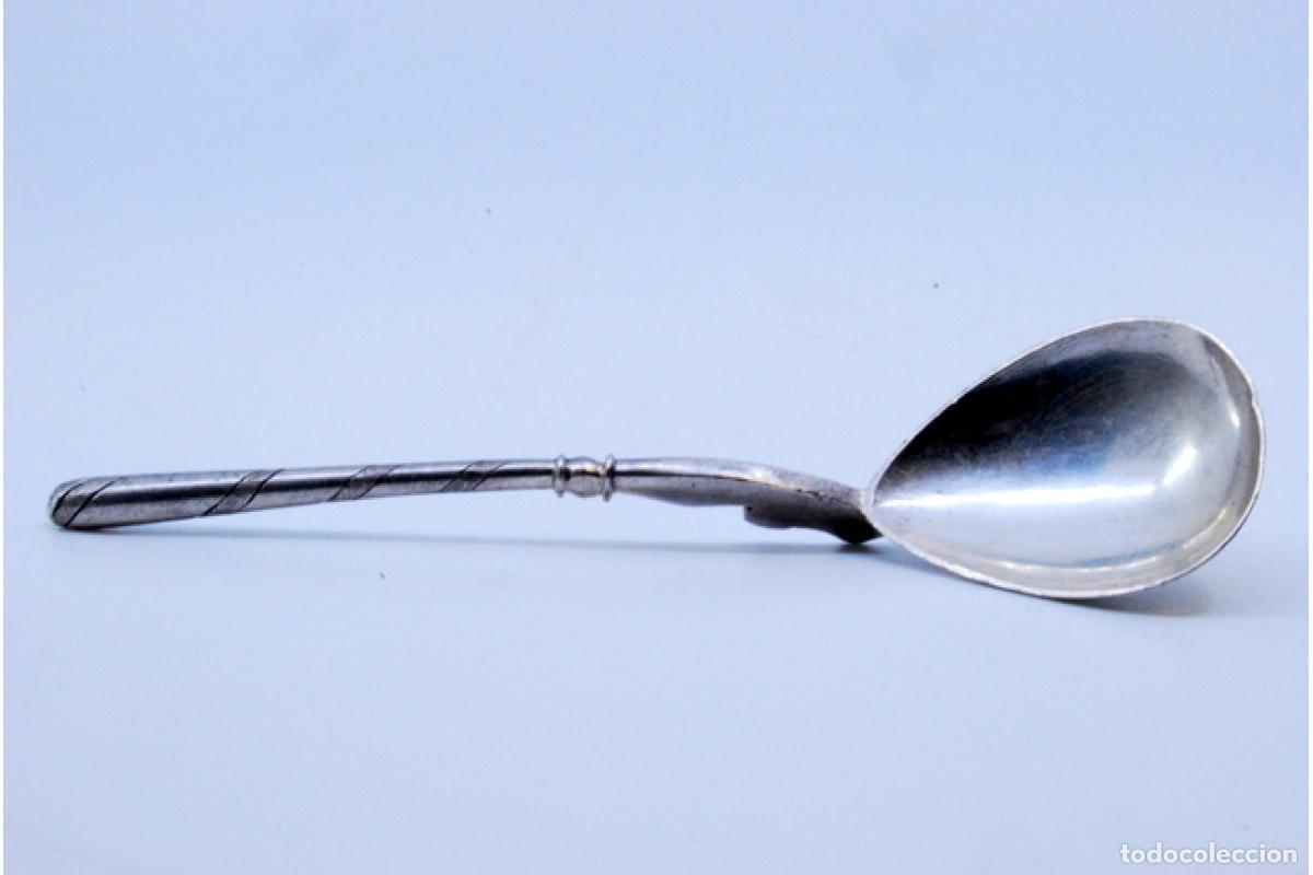 Antig&uuml;edades: cuchara de postre de plata - Foto 8