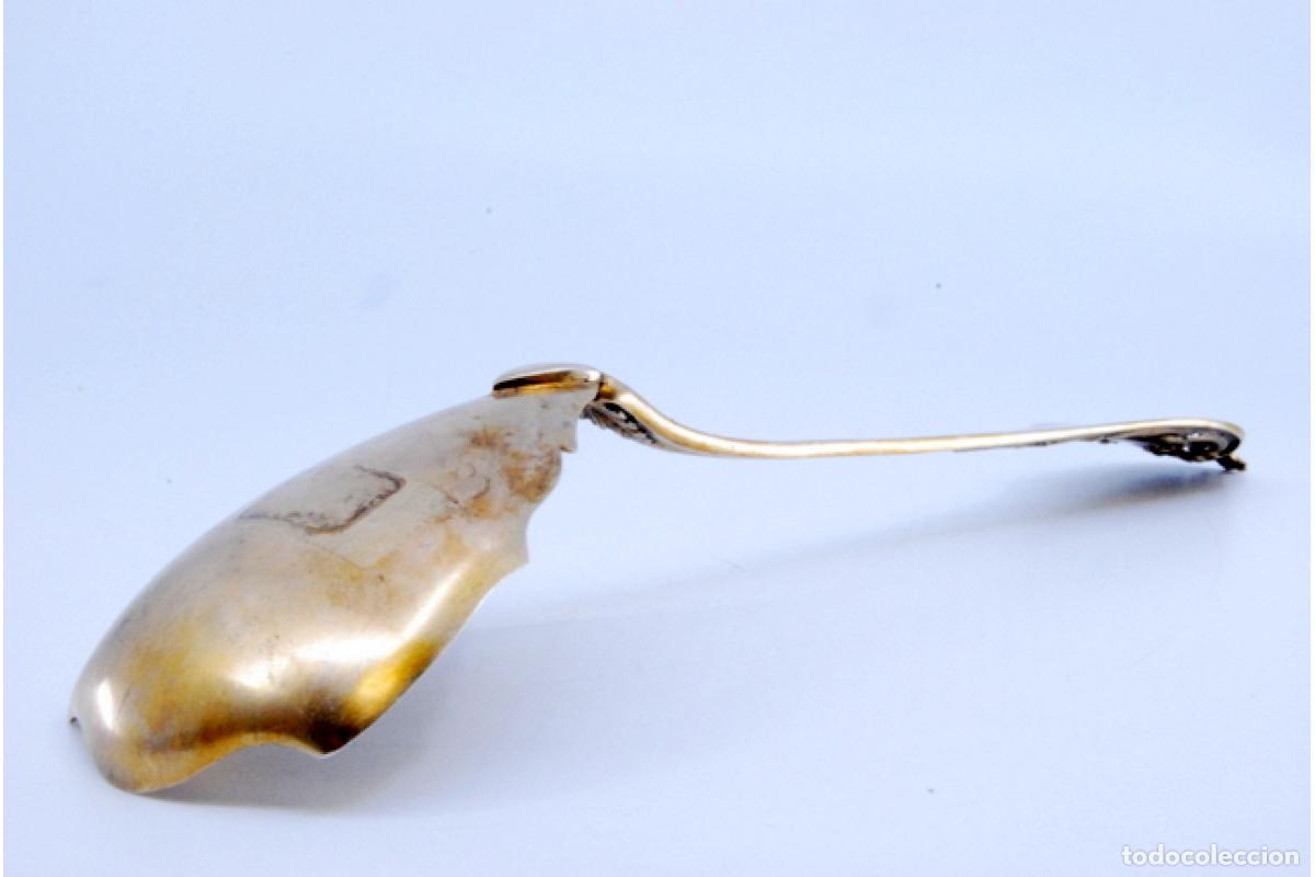 Antig&uuml;edades: Cuchara de postre de plata ba&ntilde;ada en oro - Foto 7