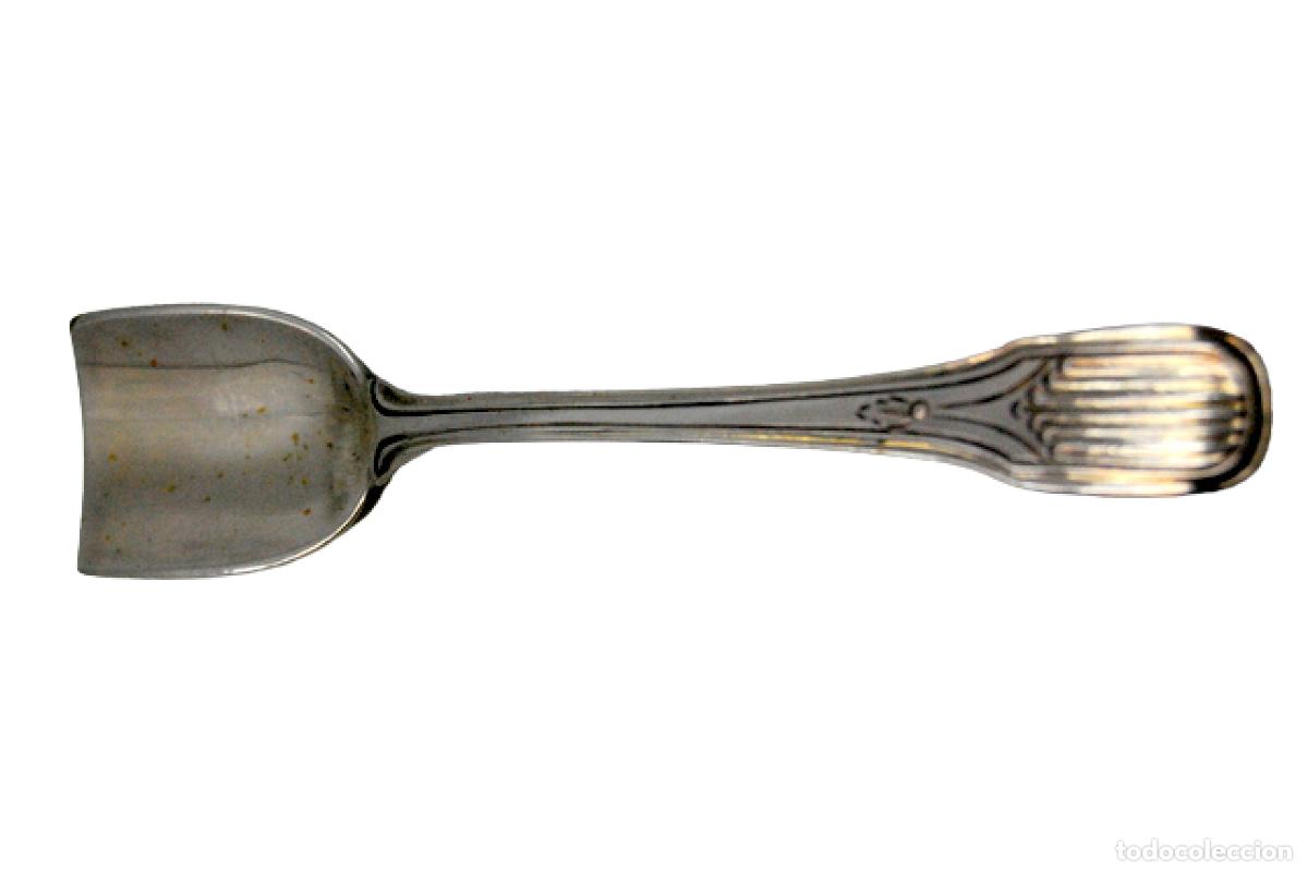 Antig&uuml;edades: cuchara de postre de plata - Foto 1