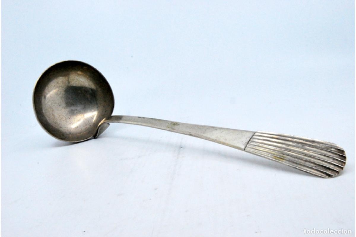 Antig&uuml;edades: Cuchar&oacute;n de sopa de plata - Foto 3