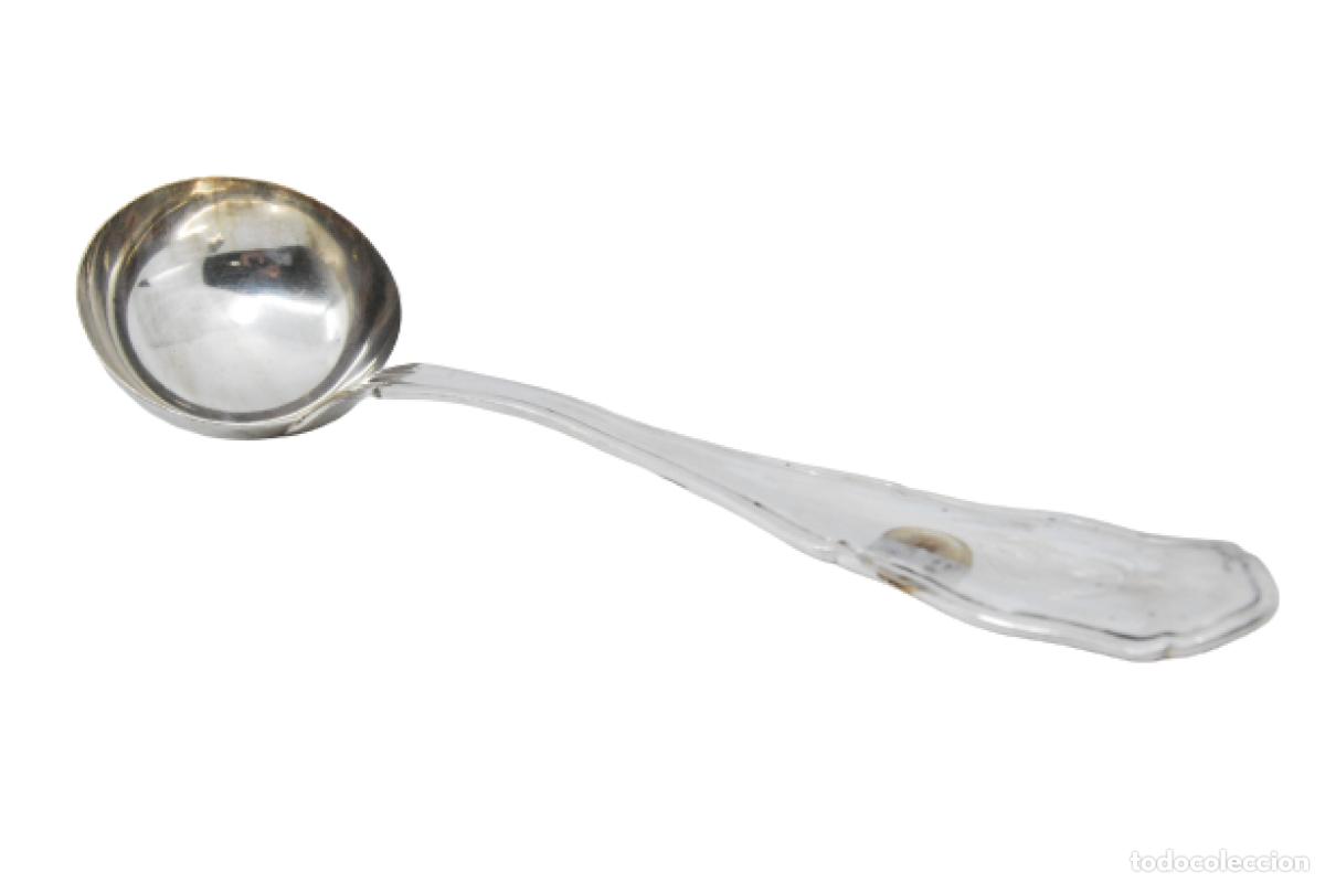 Antig&uuml;edades: Cuchar&oacute;n de sopa de plata - Foto 1