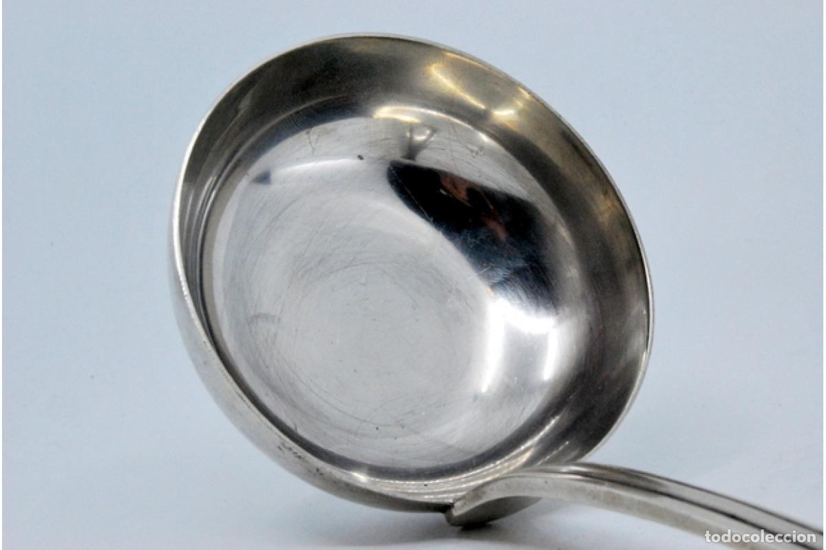 Antig&uuml;edades: Cuchar&oacute;n de sopa de plata - Foto 2