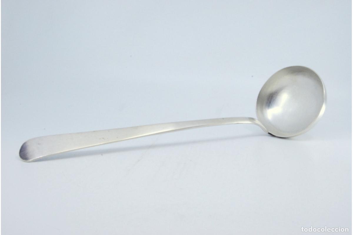 Antig&uuml;edades: Cuchar&oacute;n de sopa de plata - Foto 3