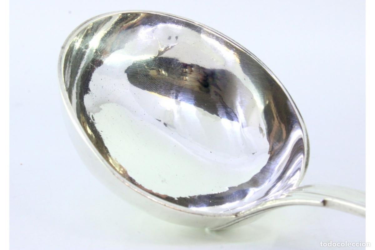 Antig&uuml;edades: Cuchar&oacute;n de sopa de plata - Foto 4