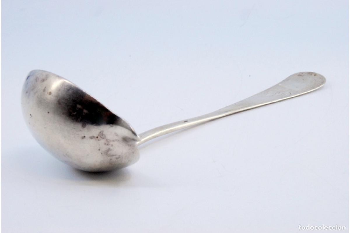 Antig&uuml;edades: cuchara de salsa de plata - Foto 2