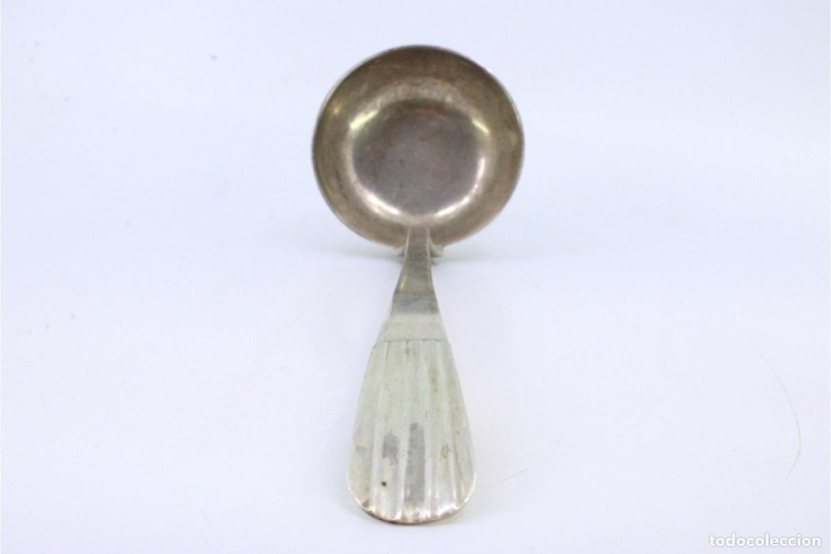 Antig&uuml;edades: Cuchar&oacute;n de sopa de plata - Foto 4