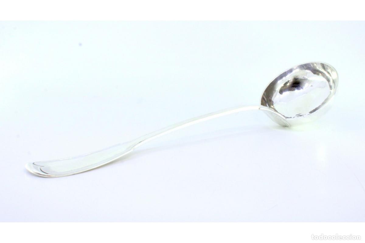 Antig&uuml;edades: Cuchar&oacute;n de sopa de plata - Foto 2