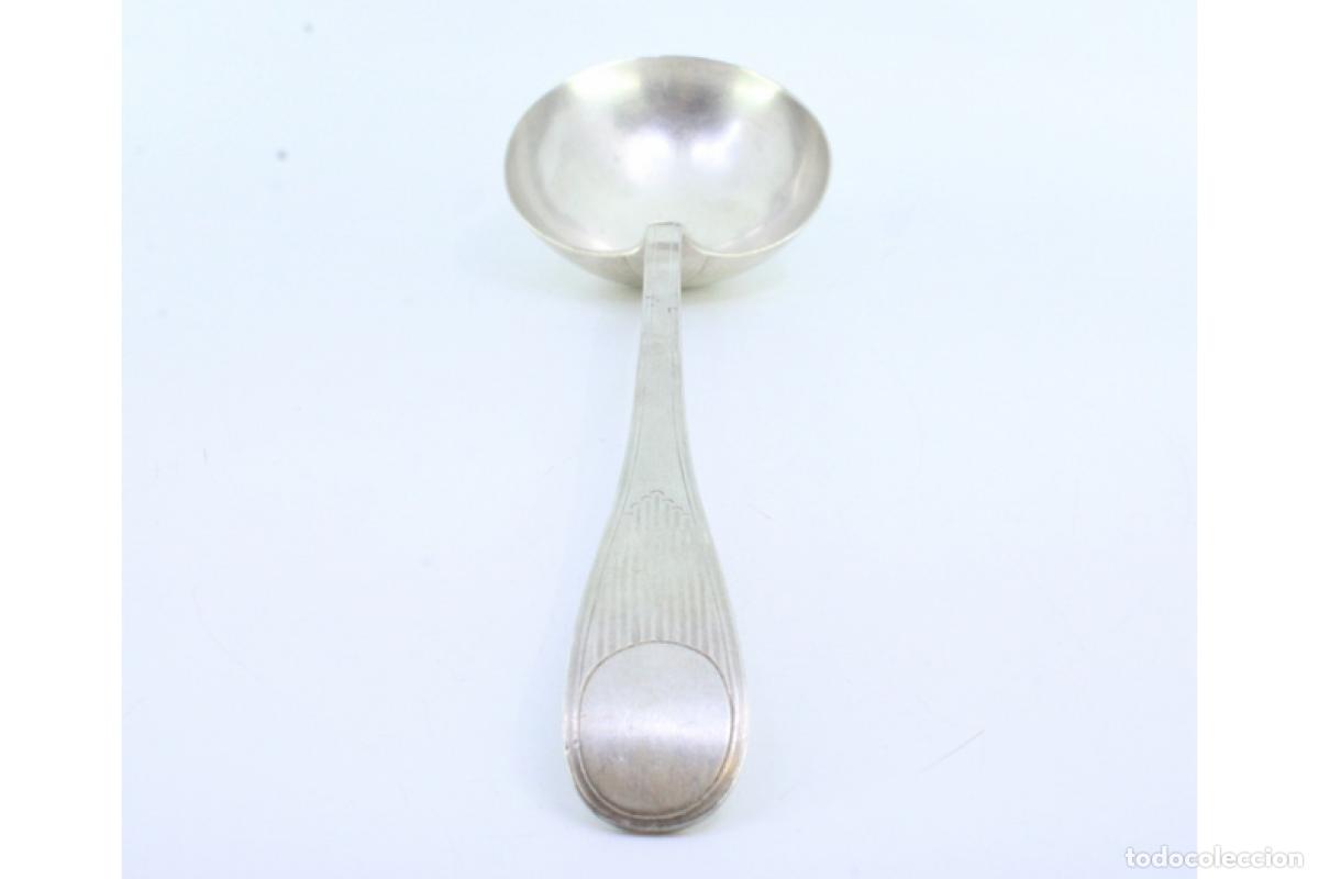 Antig&uuml;edades: Cuchar&oacute;n de sopa de plata - Foto 3