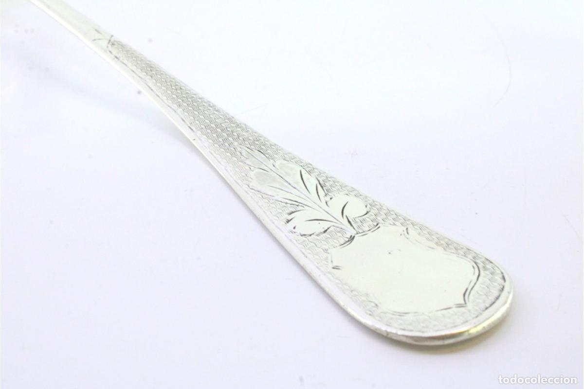 Antig&uuml;edades: Cuchar&oacute;n de sopa de plata - Foto 3
