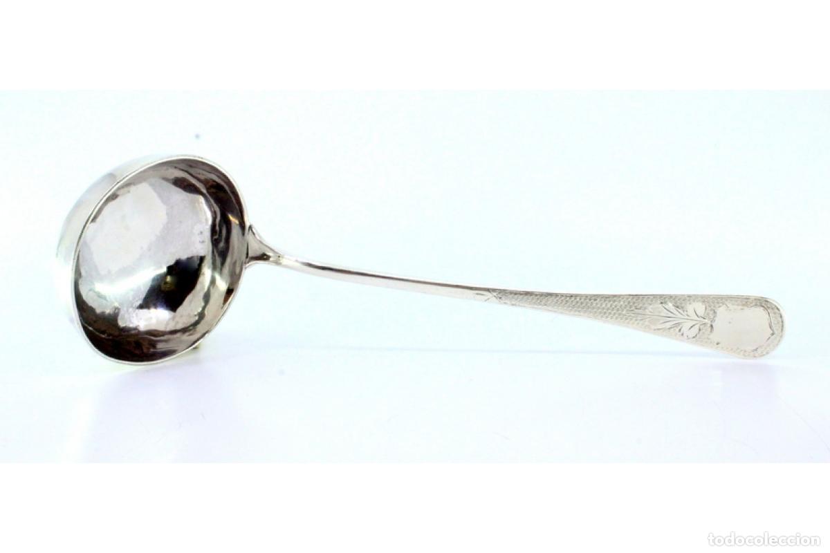 Antig&uuml;edades: Cuchar&oacute;n de sopa de plata - Foto 4