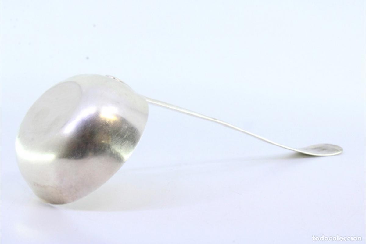Antig&uuml;edades: Cuchar&oacute;n de sopa de plata - Foto 3